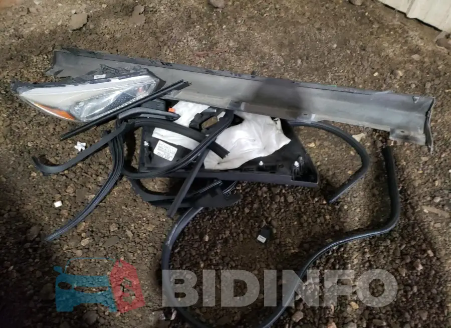 1FADP3F2XHL257609 Photo# 12