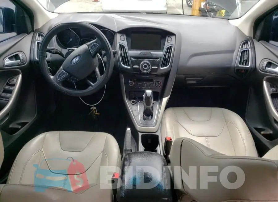 1FADP3N24JL283288 Photo# 8