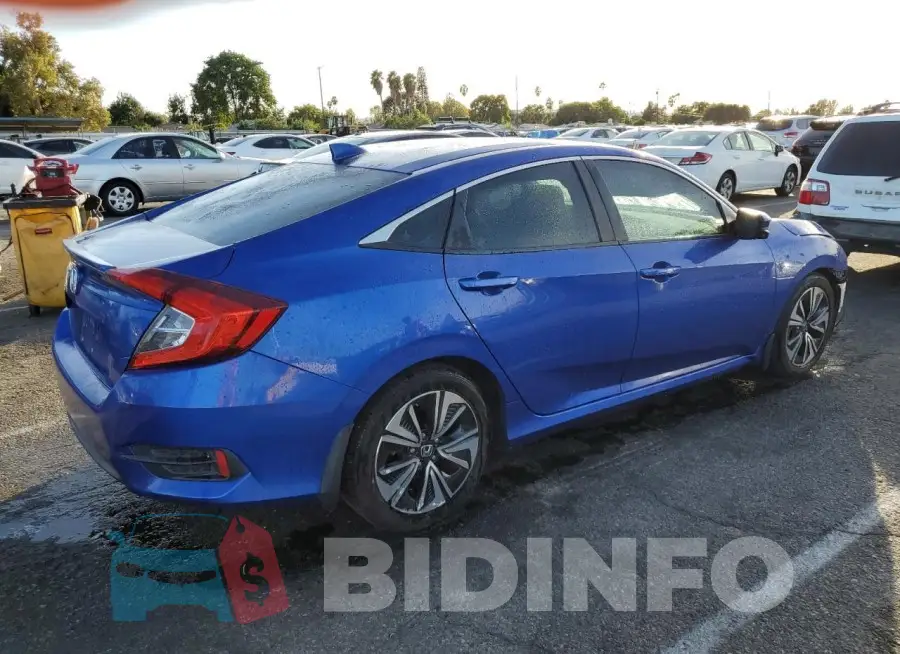 19XFC1F30HE025797 Photo# 3