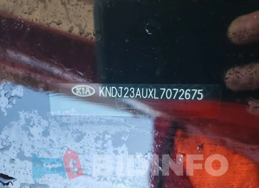 KNDJ23AUXL7072675 Photo# 12