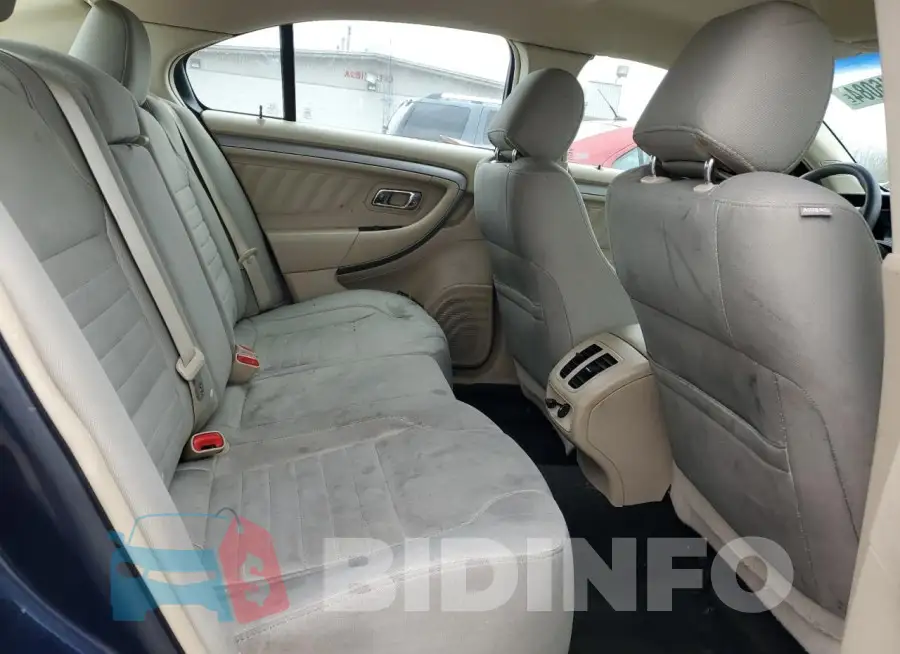 1FAHP2D82GG109898 Photo# 10