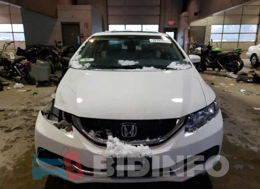 19XFB2F8XFE209520 Photo# 5
