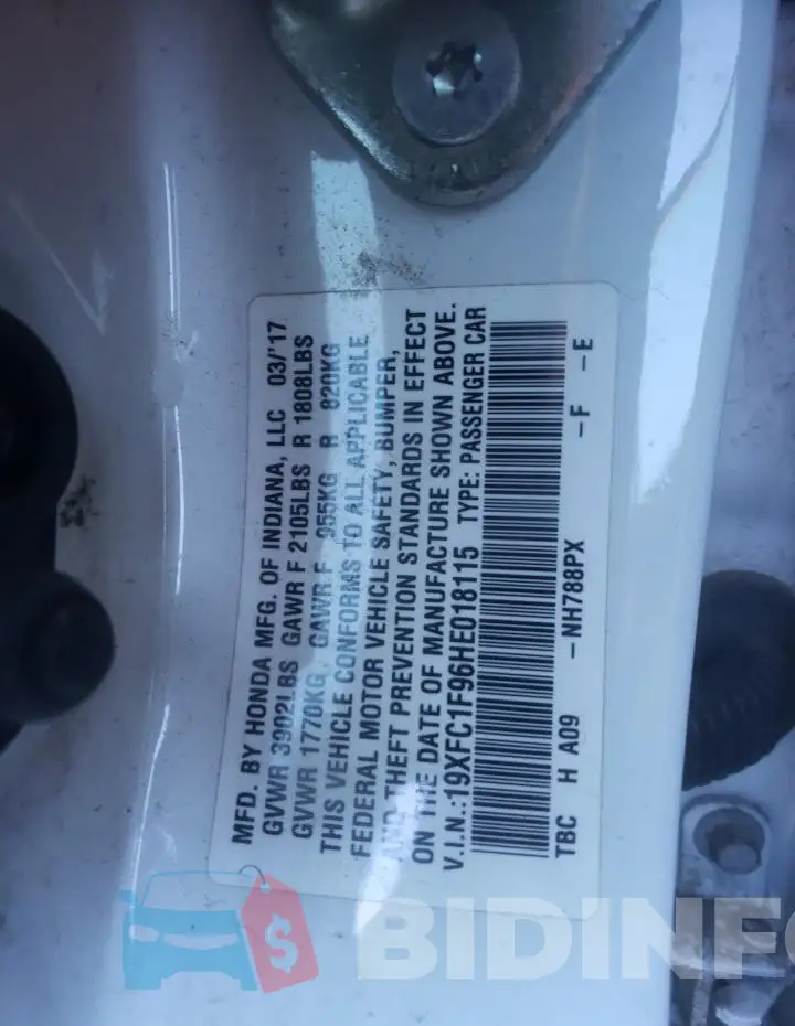 19XFC1F96HE018115 Photo# 12