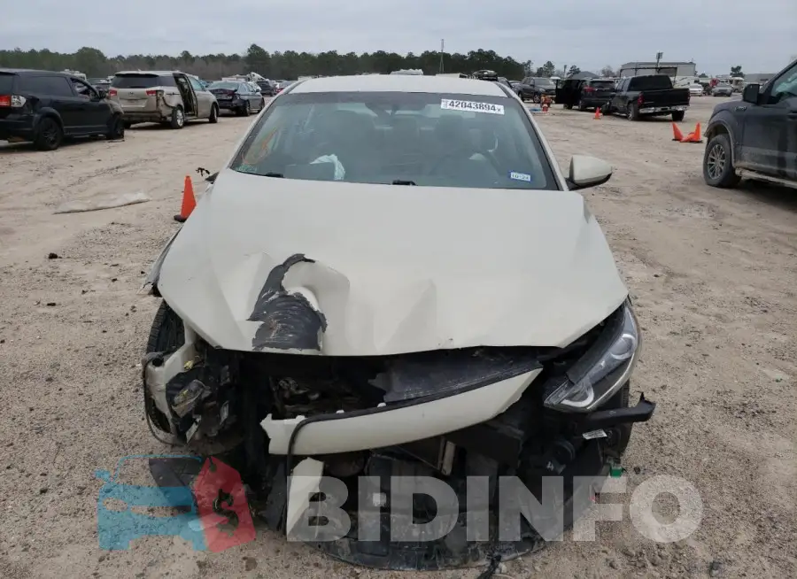 5NPD84LF2HH040242 Photo# 5
