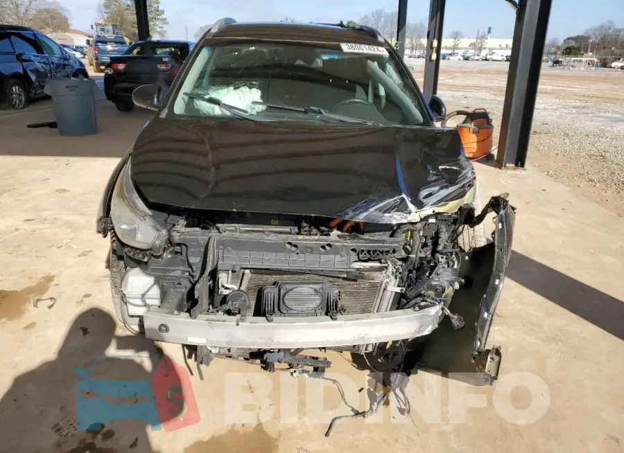 KNDCB3LCXJ5110427 Photo# 5