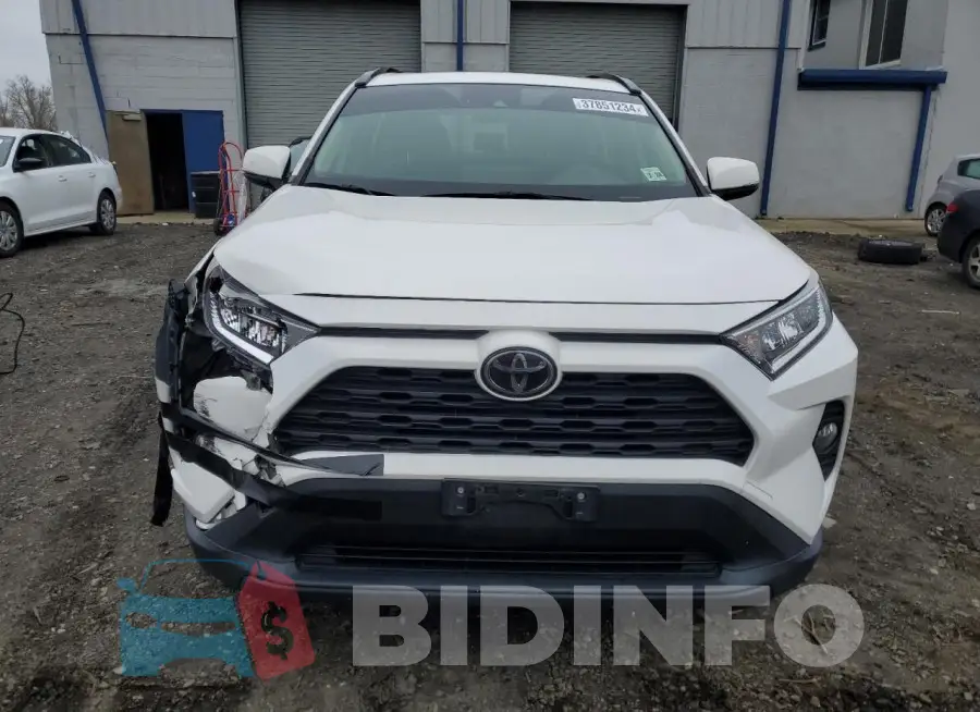 JTMP1RFV7KD028103 Photo# 5