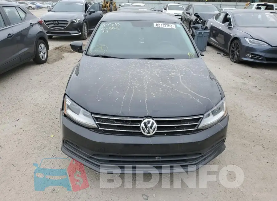 3VW2B7AJ0HM396844 Photo# 5