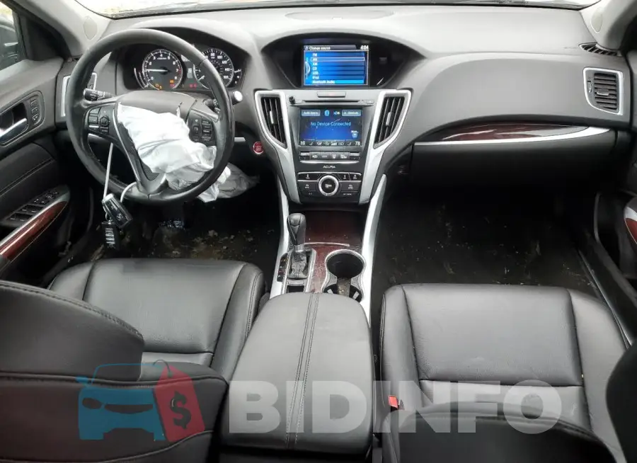 19UUB1F38HA008924 Photo# 8