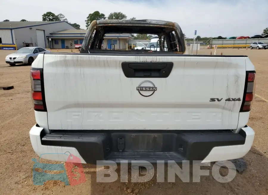 1N6ED1EK7PN606352 Photo# 6