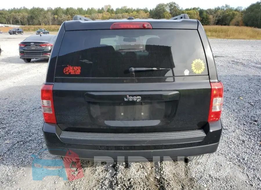 1C4NJPBB3GD590370 Photo# 6