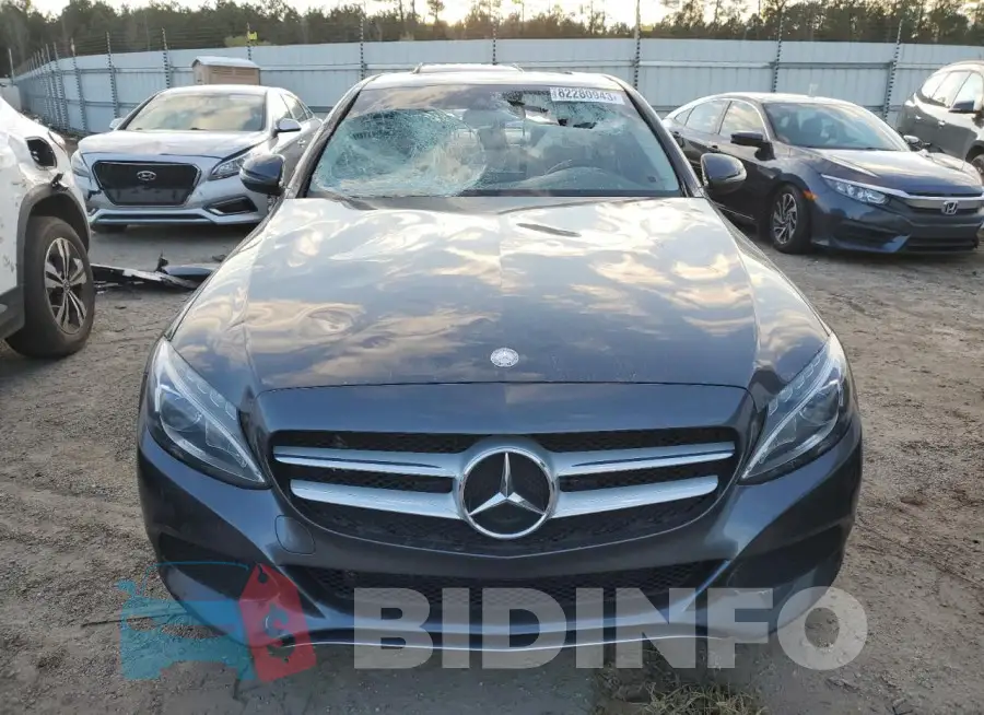 WDDWF4JB2GR173529 Photo# 5