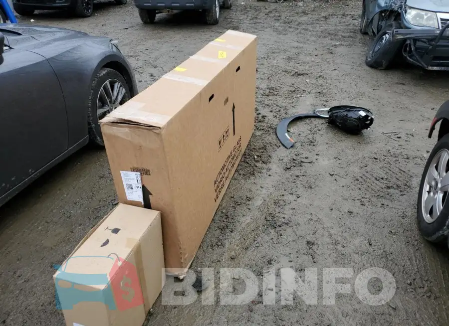 WMWXU1C52H2E19001 Photo# 12