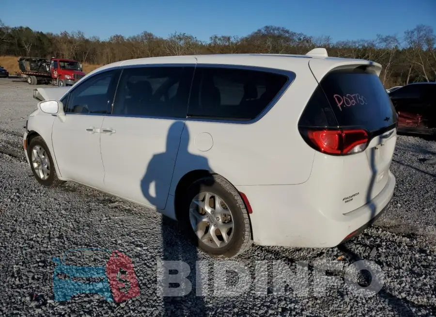 2C4RC1FG4JR116883 Photo# 2