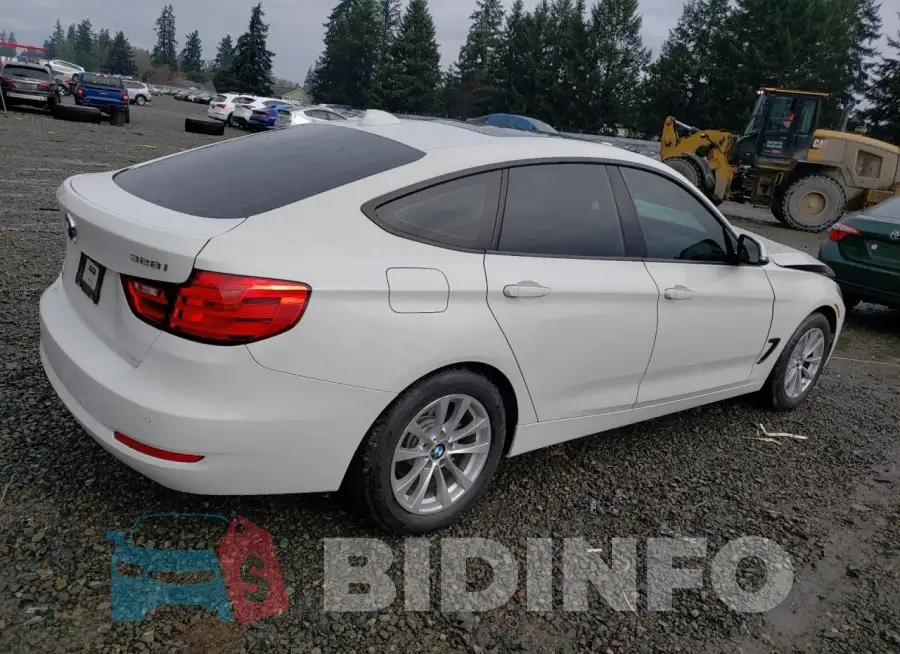 WBA8Z5C54FGS36743 Photo# 3