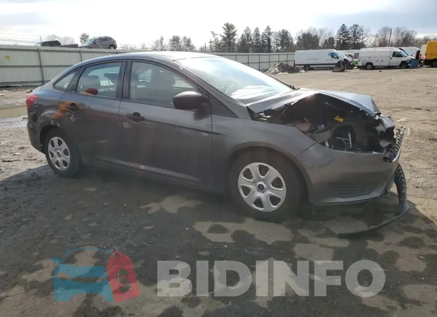 1FADP3E24GL208549 Photo# 4
