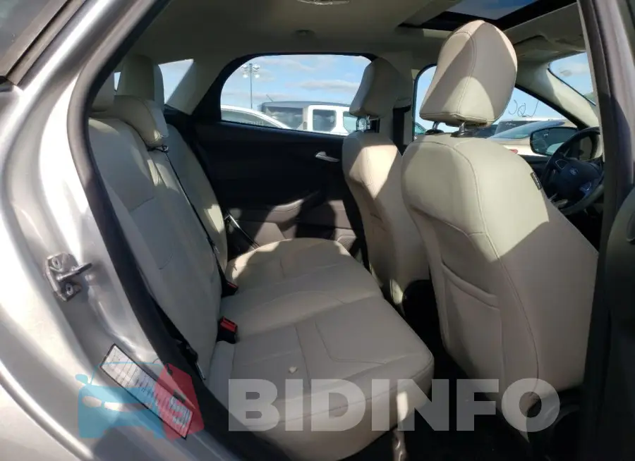 1FADP3N26HL279673 Photo# 10