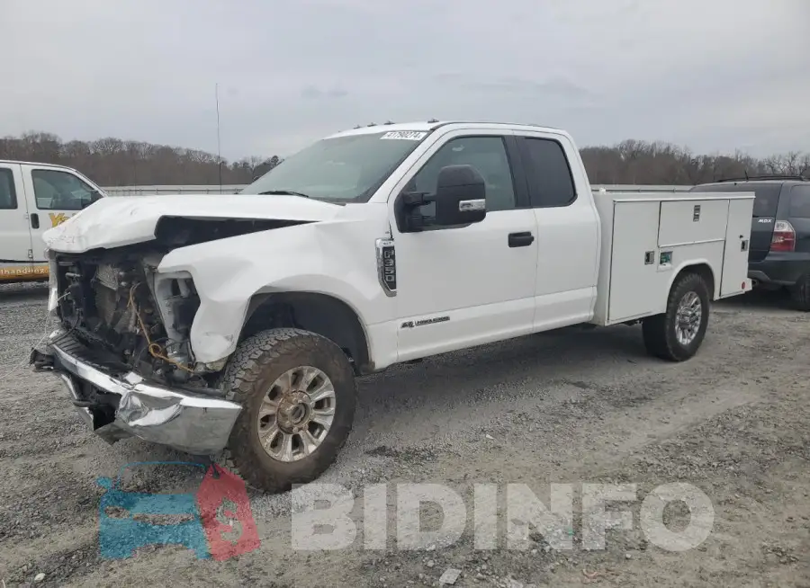 1FD8X3BT6MEC17404 Photo# 1
