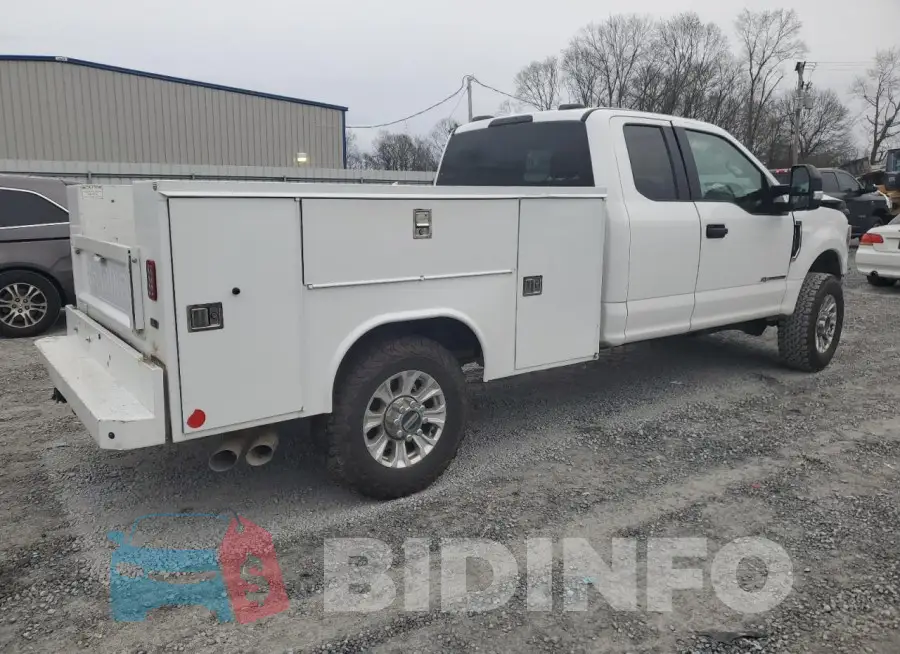1FD8X3BT6MEC17404 Photo# 3