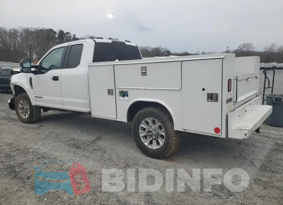 1FD8X3BT6MEC17404 Photo# 2