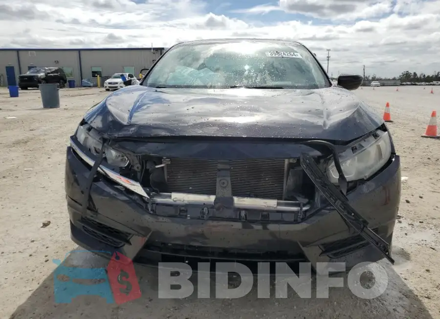 19XFC2F76HE064824 Photo# 5