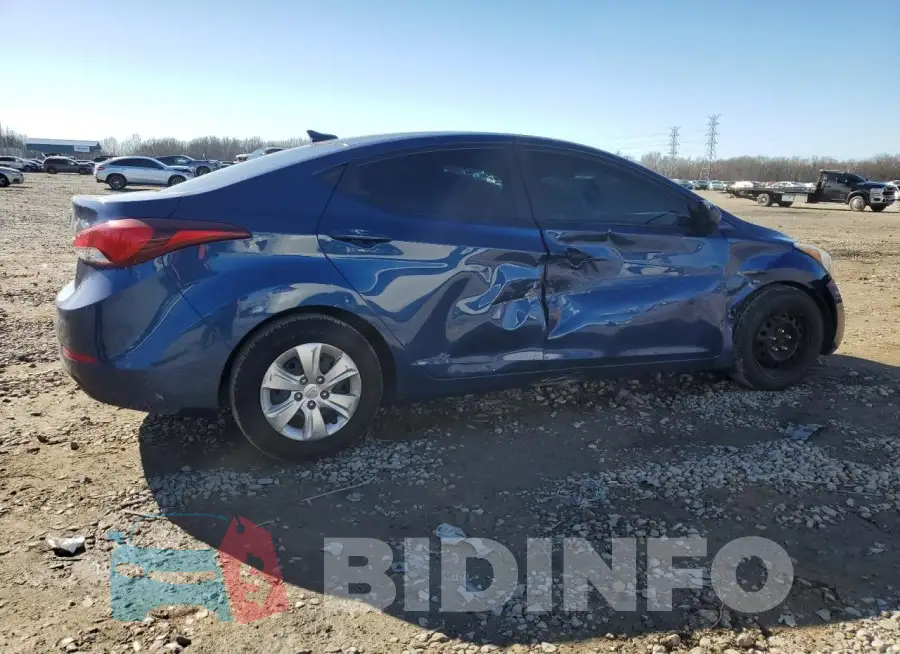 5NPDH4AE8GH712037 Photo# 3