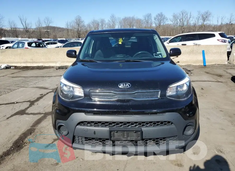 KNDJN2A29J7901944 Photo# 5
