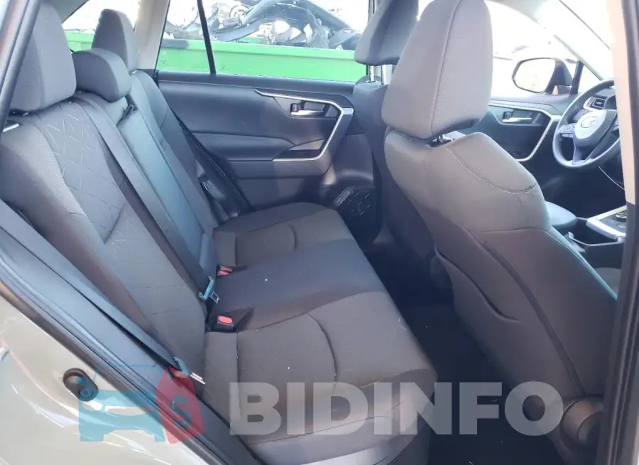 4T3RWRFV3PU106347 Photo# 10
