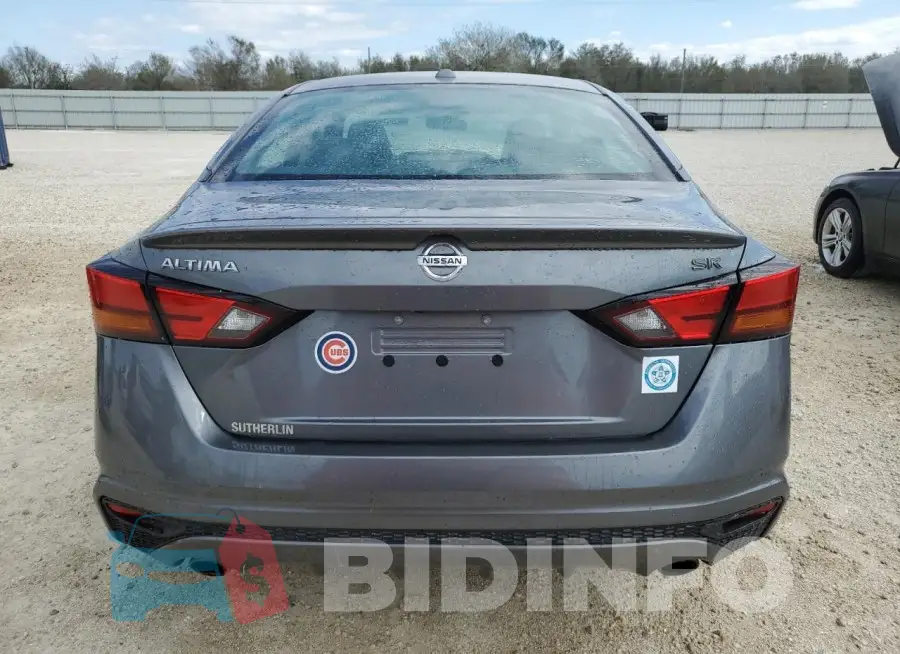 1N4BL4CV1KC175699 Photo# 6