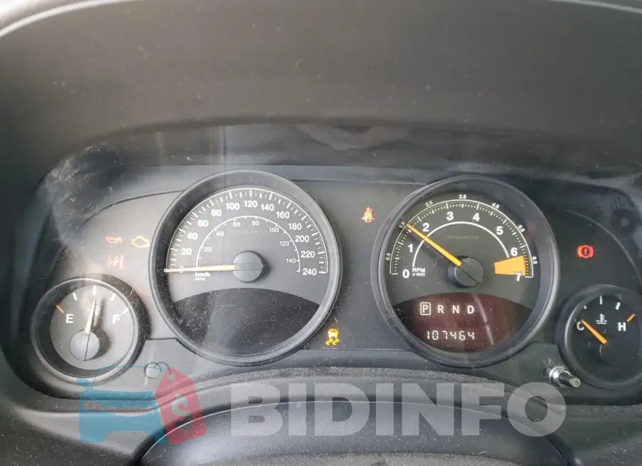 1C4NJRAB8GD760042 Photo# 9