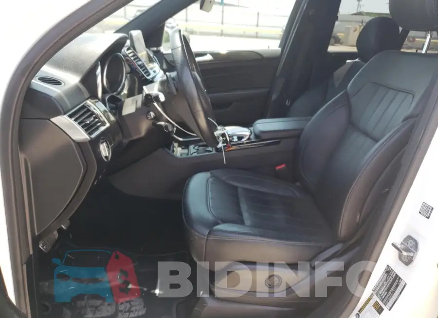 4JGDA5GB4KB217623 Photo# 7