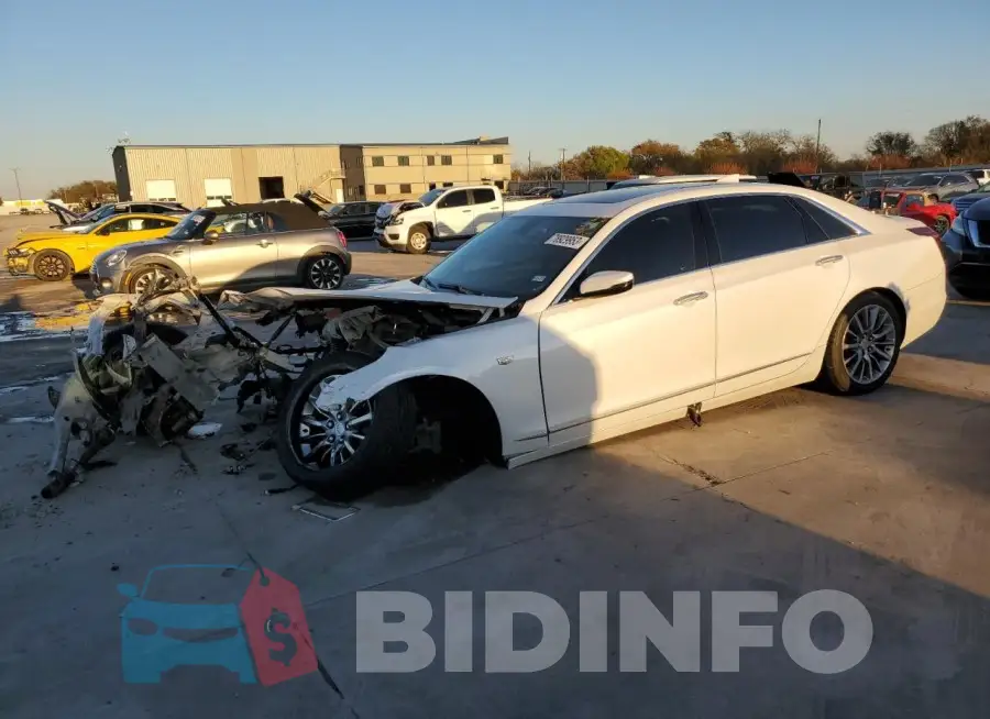1G6KD5RS1JU130817 Photo# 1