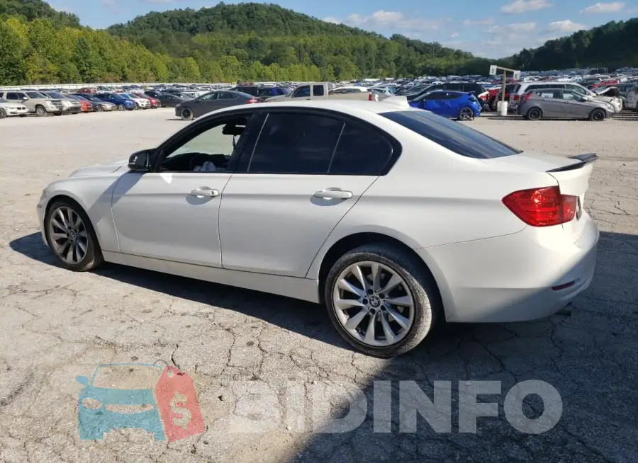 WBA3C3G54FNT51641 Photo# 2