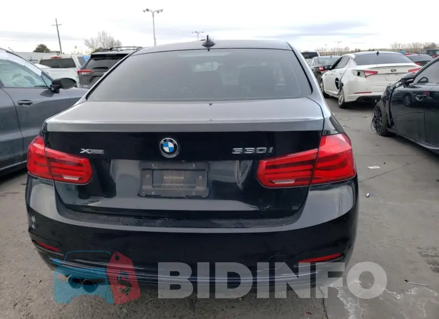 WBA8D9G58JNU67391 Photo# 6