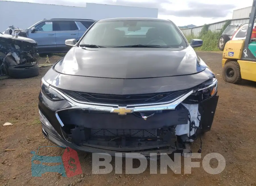 1G1ZD5ST8PF180411 Photo# 5