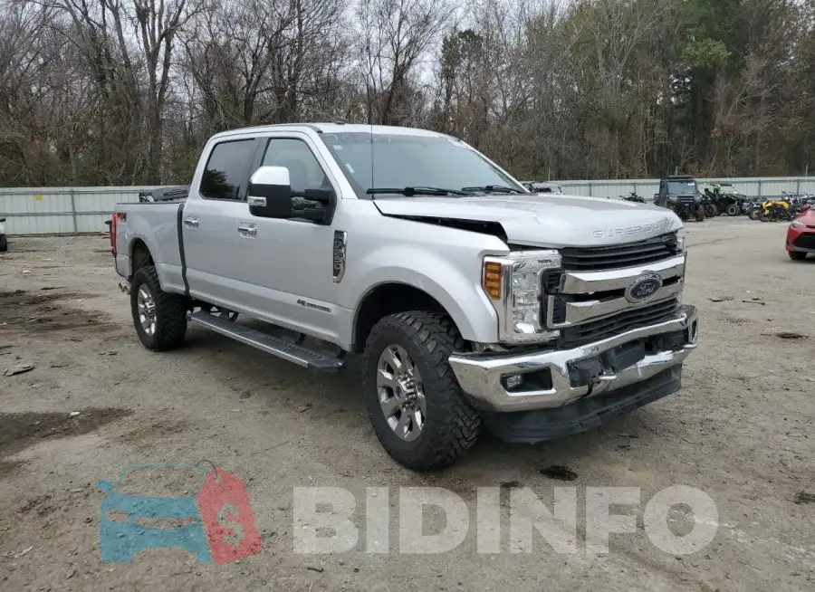 1FT7W2BT6JEB18719 Photo# 4