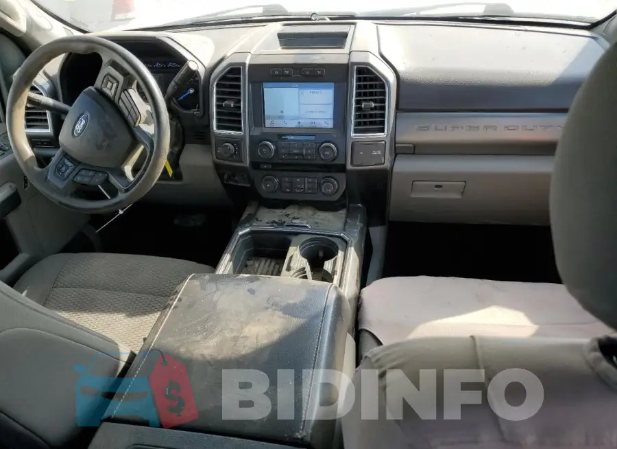 1FT7X2BT1HEF16878 Photo# 8