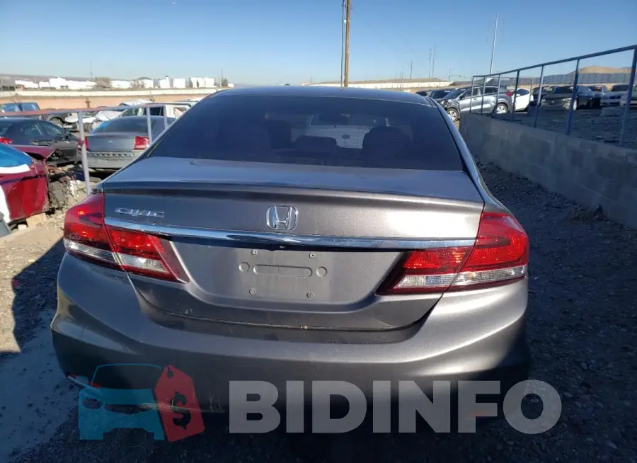 19XFB2F50FE065577 Photo# 6
