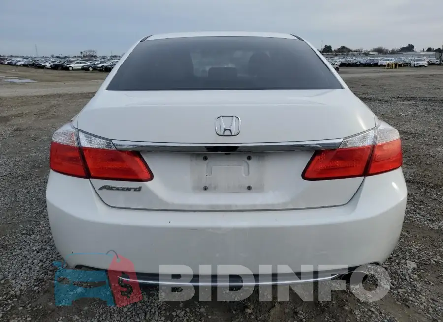 1HGCR2F33FA145389 Photo# 6