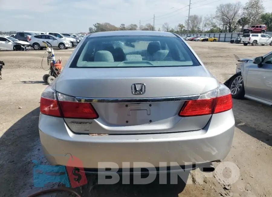 1HGCR2F70FA148270 Photo# 6