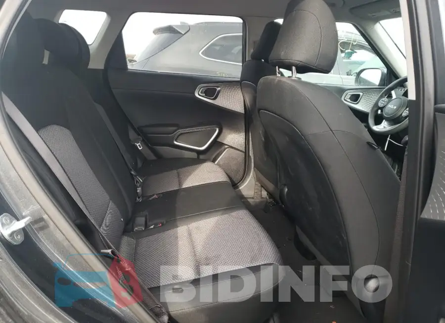 KNDJ23AUXP7198721 Photo# 10
