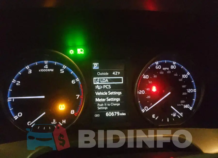 2T3BFREV1JW746356 Photo# 9