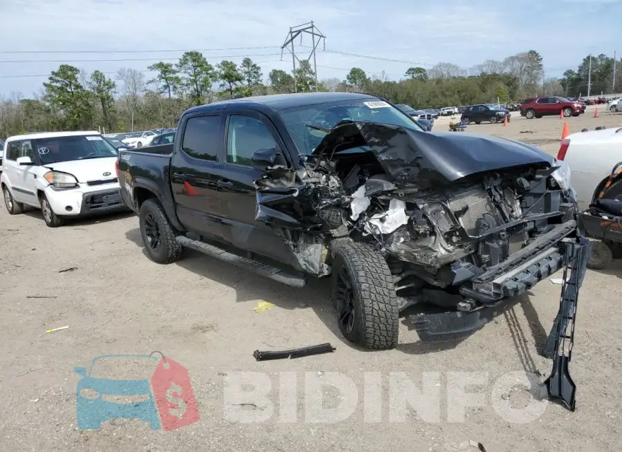3TYAX5GNXNT051383 Photo# 4