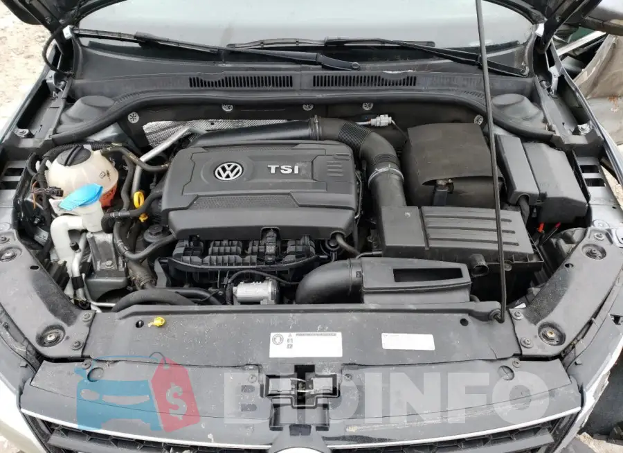 3VW5T7AJ4HM384528 Photo# 11