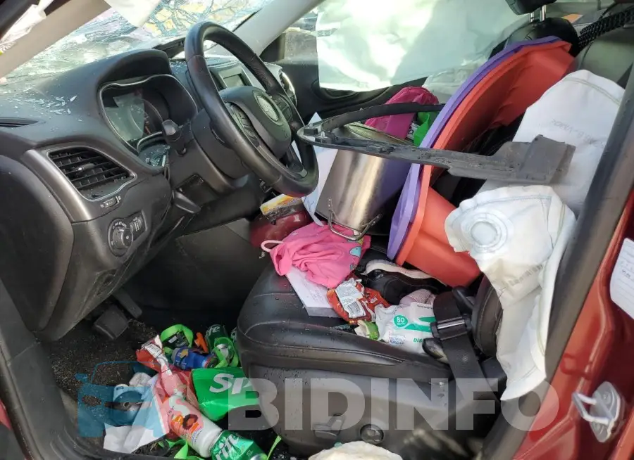 1C4PJLLB2KD357380 Photo# 7