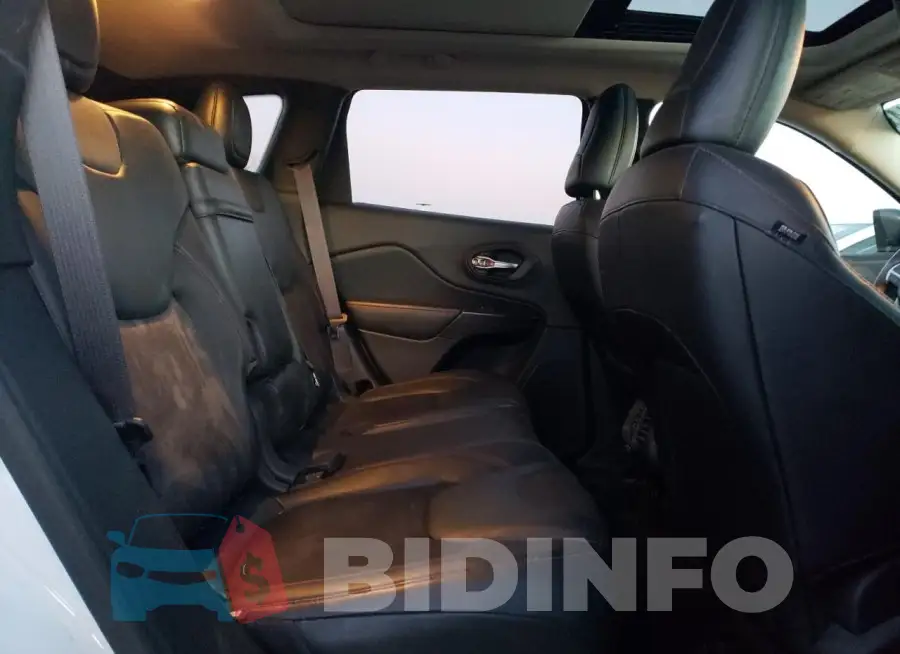 1C4PJMBS1GW359401 Photo# 10