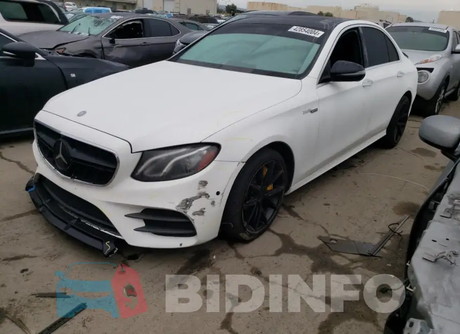 WDDZF4JBXHA156037 Photo# 1