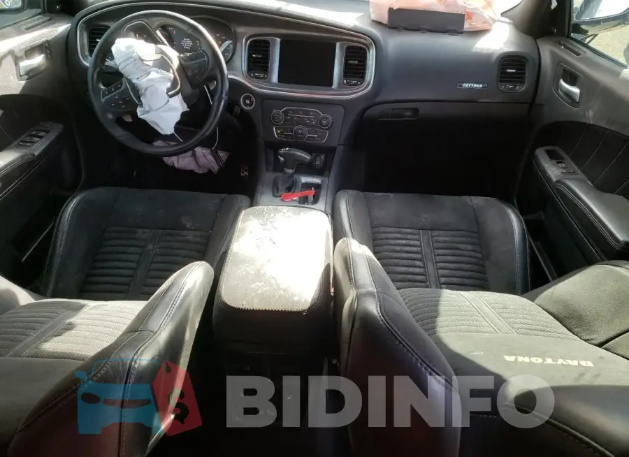 2C3CDXCTXJH157164 Photo# 8