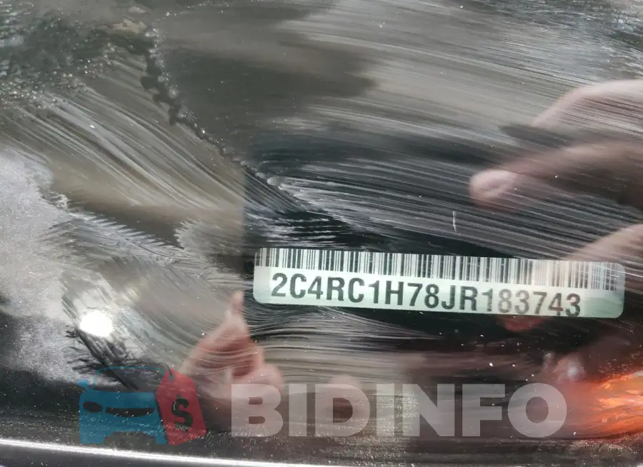 2C4RC1H78JR183743 Photo# 13