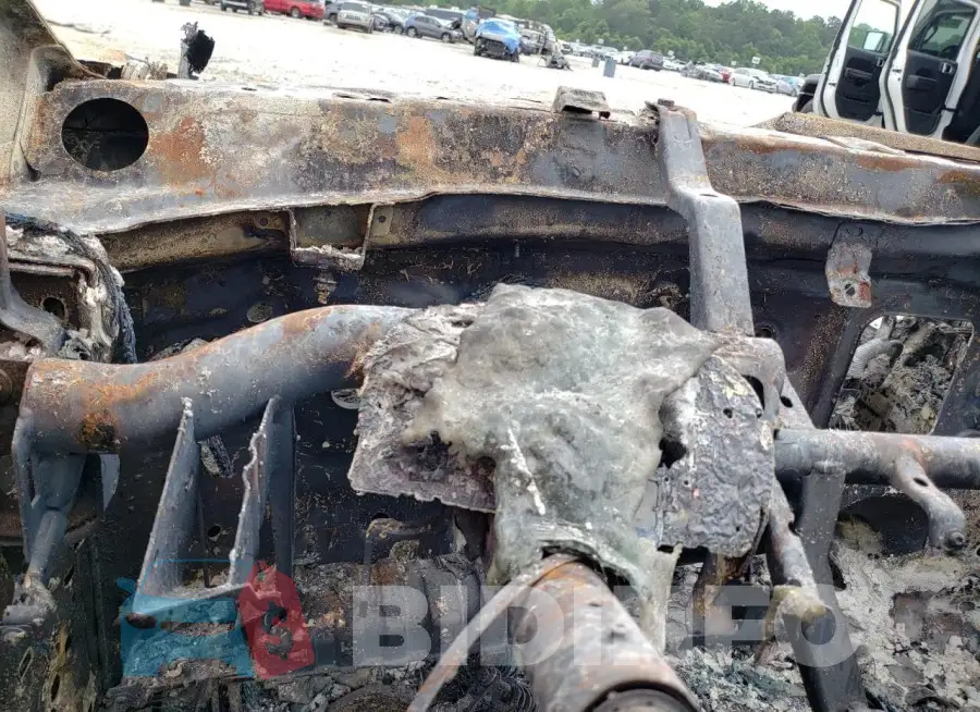 WBXHT3C30GP887671 Photo# 9
