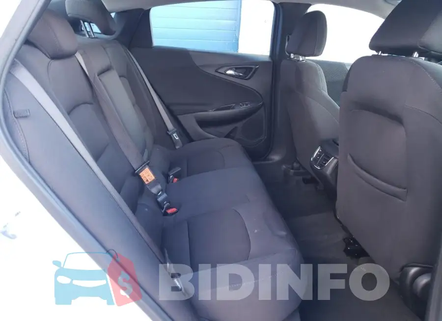 1G1ZD5ST2PF140132 Photo# 10